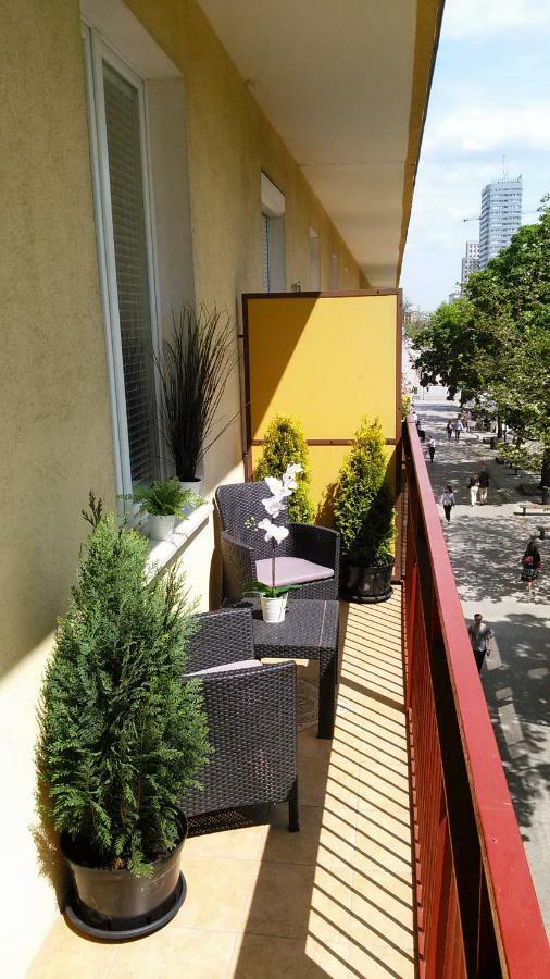 Amber Apartments Palac Kultury Варшава Экстерьер фото